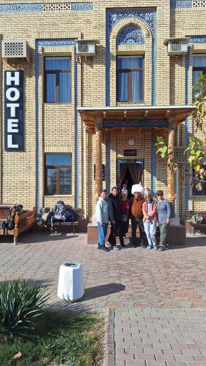 Sarbon Hotel Khiva Exterior photo